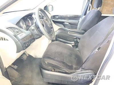 Zdjęcie 7 z 13 samochodu: 2011 DODGE GRAND CARAVAN MAINSTREET VIN:2D4RN3DG2BR645956 - miniatura