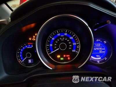 Zdjęcie 9 z 12 samochodu: 2017 HONDA FIT EX VIN:JHMGK5H86HS001667 - miniatura