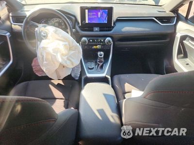 Zdjęcie 8 z 13 samochodu: 2023 TOYOTA RAV4 PRIME SE VIN:JTMAB3FVXPD124251 - miniatura