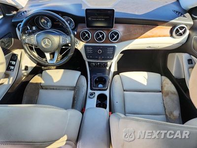 Zdjęcie 8 z 13 samochodu: 2016 MERCEDES-BENZ GLA 250 4MATIC VIN:WDCTG4GB8GJ233906 - miniatura