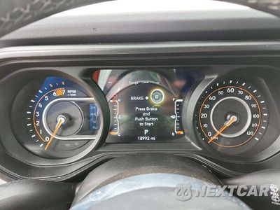 Zdjęcie 9 z 13 samochodu: 2026 JEEP WRANGLER SAHARA VIN:1C4PJXEN0TW185886 - miniatura