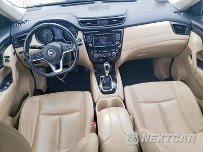Zdjęcie 8 z 12 samochodu: 2018 NISSAN ROGUE S VIN:JN8AT2MV7JW328838 - miniatura