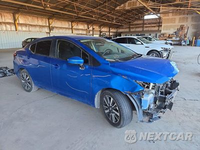 Czwarte zdjęcie samochodu z boku: 2021 NISSAN VERSA SV VIN:3N1CN8EV0ML863765 - miniatura