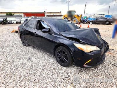 Czwarte zdjęcie samochodu z boku: 2016 TOYOTA CAMRY SE VIN:4T1BF1FK0GU212482 - miniatura