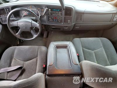 Zdjęcie 8 z 12 samochodu: 2004 CHEVROLET SILVERADO K1500 VIN:2GCEK19T841374563 - miniatura