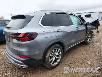 Trzecie zdjęcie samochodu z tyłu: 2026 BMW X5 XDRIVE50E VIN:5UX43EU06T9023250 - miniatura