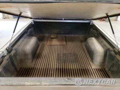 Zdjęcie 10 z 12 samochodu: 2000 CHEVROLET S TRUCK S10 VIN:1GCCS1448YK108585 - miniatura