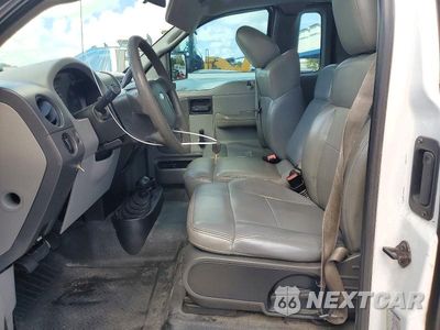 Zdjęcie 7 z 12 samochodu: 2005 FORD F150 XL VIN:1FTRF14WX5NB93603 - miniatura