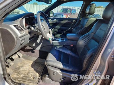 Zdjęcie 7 z 14 samochodu: 2018 JEEP GRAND CHEROKEE TRACKHAWK VIN:1C4RJFN9XJC266611 - miniatura