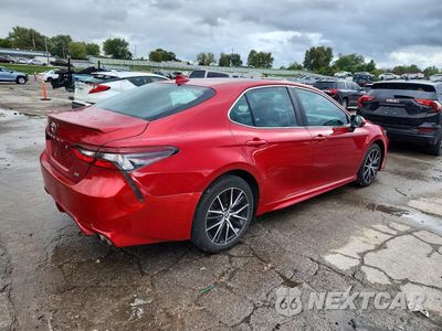 Trzecie zdjęcie samochodu z tyłu: 2021 TOYOTA CAMRY SE VIN:4T1G11AK1MU427666 - miniatura