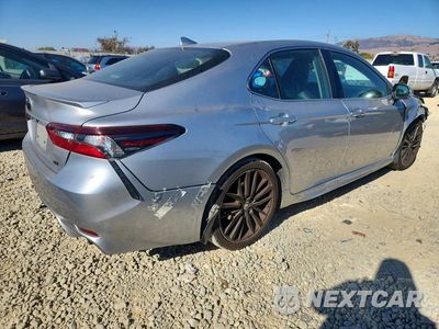 Trzecie zdjęcie samochodu z tyłu: 2021 TOYOTA CAMRY SE VIN:4T1T11AK3MU437436 - miniatura