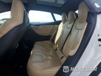 Zdjęcie 10 z 12 samochodu: 2015 TESLA MODEL S 85D VIN:5YJSA1H29FF091944 - miniatura