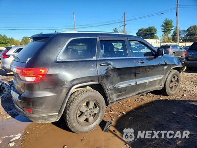 Trzecie zdjęcie samochodu z tyłu: 2011 JEEP GRAND CHEROKEE LAREDO VIN:1J4RR4GG5BC635623 - miniatura