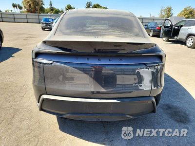 Zdjęcie 6 z 13 samochodu: 2026 TESLA MODEL Y VIN:7SAYGDEE0TF454185 - miniatura