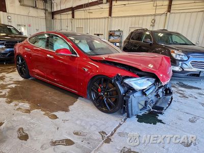 Czwarte zdjęcie samochodu z boku: 2020 TESLA MODEL S VIN:5YJSA1E4XLF400659 - miniatura