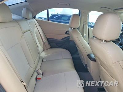 Zdjęcie 10 z 12 samochodu: 2015 CHEVROLET MALIBU 2LT VIN:1G11D5SL3FF122010 - miniatura