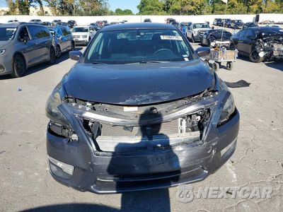 Piąte zdjęcie samochodu w środku: 2015 NISSAN ALTIMA 2.5 S VIN:1N4AL3AP7FN912229 - miniatura