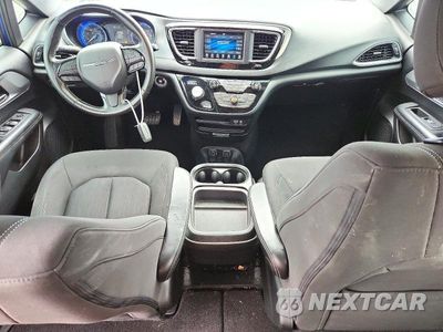 Zdjęcie 8 z 14 samochodu: 2019 CHRYSLER PACIFICA TOURING PLUS VIN:2C4RC1FG6KR575026 - miniatura