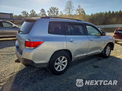 Trzecie zdjęcie samochodu z tyłu: 2011 TOYOTA HIGHLANDER SE VIN:5TDBK3EH6BS081962 - miniatura