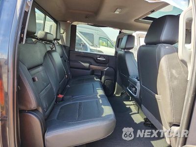 Zdjęcie 10 z 12 samochodu: 2020 GMC SIERRA K3500 DENALI VIN:1GT49WEY1LF276729 - miniatura