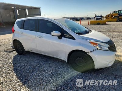 Czwarte zdjęcie samochodu z boku: 2015 NISSAN VERSA NOTE S PLUS VIN:3N1CE2CP1FL371041 - miniatura