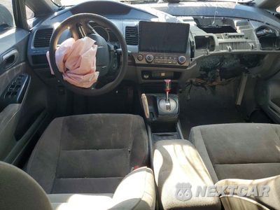 Zdjęcie 8 z 13 samochodu: 2008 HONDA CIVIC LX VIN:1HGFA165X8L078085 - miniatura