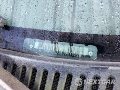 Zdjęcie 14 z 14 samochodu: 2004 CHEVROLET TAHOE K1500 VIN:1GNEK13Z64J201943 - miniatura
