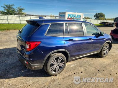 Trzecie zdjęcie samochodu z tyłu: 2021 HONDA PASSPORT EXL VIN:5FNYF8H50MB019882 - miniatura