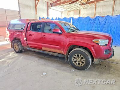 Czwarte zdjęcie samochodu z boku: 2019 TOYOTA TACOMA SR5 V6 VIN:5TFDZ5BN7KX044892 - miniatura