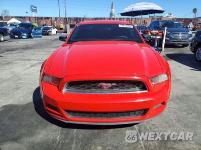 Piąte zdjęcie samochodu w środku: 2014 FORD MUSTANG VIN:1ZVBP8AM1E5278224 - miniatura