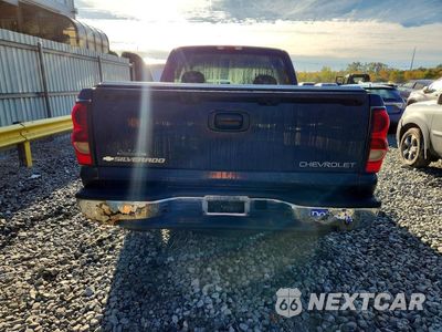 Zdjęcie 6 z 12 samochodu: 2005 CHEVROLET SILVERADO K1500 VIN:2GCEK19VX51161164 - miniatura