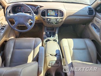 Zdjęcie 8 z 13 samochodu: 2002 TOYOTA SEQUOIA LIMITED VIN:5TDBT48A22S119057 - miniatura