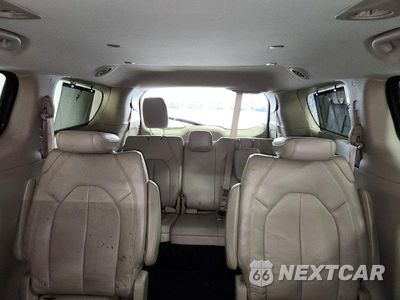 Zdjęcie 10 z 13 samochodu: 2017 CHRYSLER PACIFICA TOURING L VIN:2C4RC1BG5HR654122 - miniatura