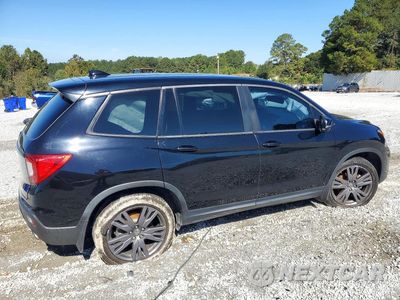 Trzecie zdjęcie samochodu z tyłu: 2021 HONDA PASSPORT EXL VIN:5FNYF7H55MB004885 - miniatura