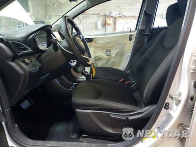 Zdjęcie 7 z 13 samochodu: 2020 CHEVROLET SPARK 1LT VIN:KL8CD6SA8LC466832 - miniatura