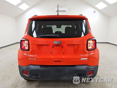Zdjęcie 6 z 13 samochodu: 2021 JEEP RENEGADE LATITUDE VIN:ZACNJDBB6MPM45106 - miniatura