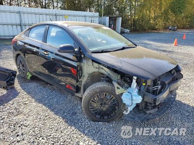 Czwarte zdjęcie samochodu z boku: 2018 HYUNDAI ACCENT SE VIN:3KPC24A37JE012582 - miniatura