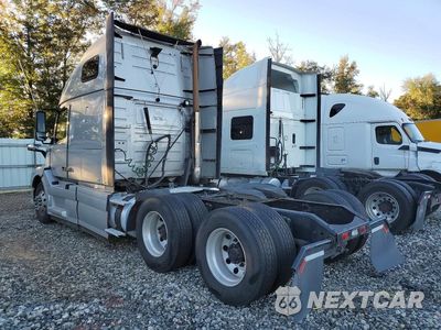 Drugie zdjęcie samochodu z przodu: 2013 VOLVO VN VNL VIN:4V4NC9TGXDN562446 - miniatura
