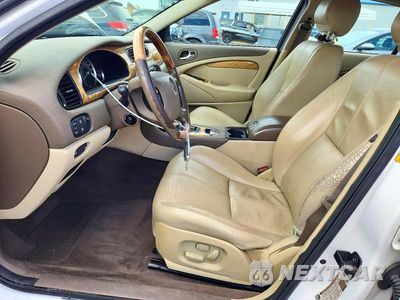 Zdjęcie 7 z 13 samochodu: 2005 JAGUAR S-TYPE VIN:SAJWA01T75FN48969 - miniatura