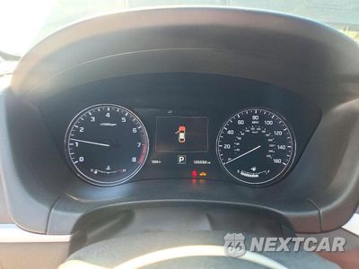 Zdjęcie 9 z 13 samochodu: 2015 HYUNDAI GENESIS 3.8L VIN:KMHGN4JE8FU059036 - miniatura