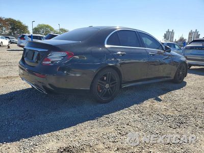 Trzecie zdjęcie samochodu z tyłu: 2018 MERCEDES-BENZ E 300 VIN:WDDZF4JB7JA328658 - miniatura