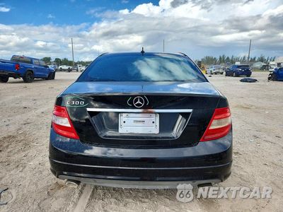 Zdjęcie 6 z 13 samochodu: 2010 MERCEDES-BENZ C 300 VIN:WDDGF5EB2AR101662 - miniatura
