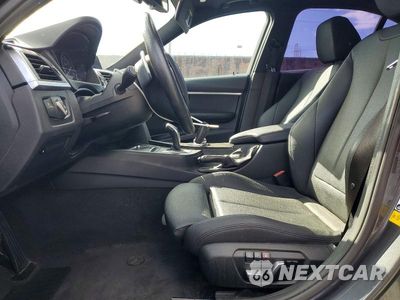 Zdjęcie 7 z 12 samochodu: 2018 BMW 330 I VIN:WBA8B9G51JNU58358 - miniatura