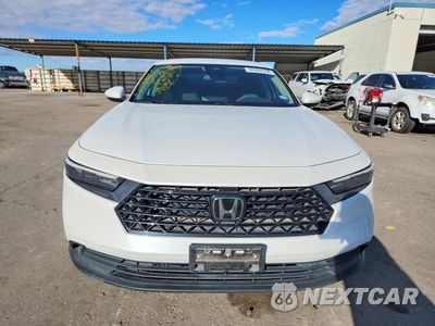 Piąte zdjęcie samochodu w środku: 2023 HONDA ACCORD LX VIN:1HGCY1F24PA025459 - miniatura