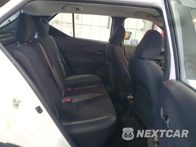 Zdjęcie 10 z 12 samochodu: 2019 NISSAN KICKS SV VIN:3N1CP5CU4KL563159 - miniatura