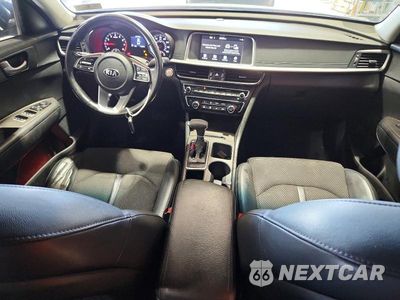 Zdjęcie 8 z 12 samochodu: 2019 KIA OPTIMA S VIN:5XXGT4L39KG291702 - miniatura