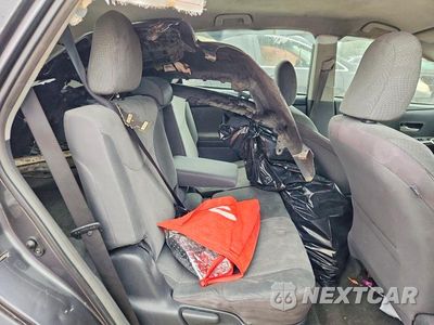 Zdjęcie 10 z 12 samochodu: 2012 TOYOTA PRIUS V TWO VIN:JTDZN3EU6C3057621 - miniatura