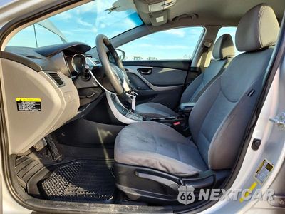 Zdjęcie 7 z 12 samochodu: 2013 HYUNDAI ELANTRA GLS VIN:5NPDH4AE9DH297404 - miniatura