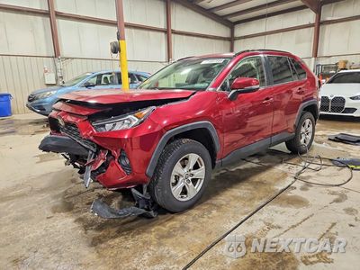 2020 TOYOTA RAV4 XLE JTMP1RFV6LD053303 - główne zdjęcie licytacji z USA - miniatura