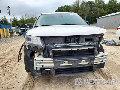 Piąte zdjęcie samochodu w środku: 2018 FORD EXPLORER XLT VIN:1FM5K7D80JGC22387 - miniatura